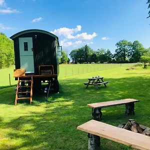 The Big Shepherds Hut Campsite