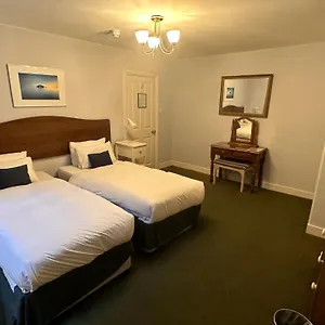 Bed & Breakfast House