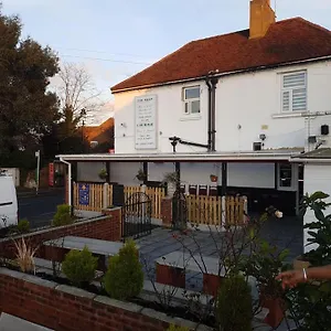 Swan Inn, Heathrow Airport Stanwell